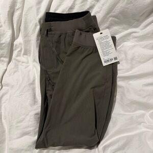 Men’s Lululemon ABC Jogger *Shorter